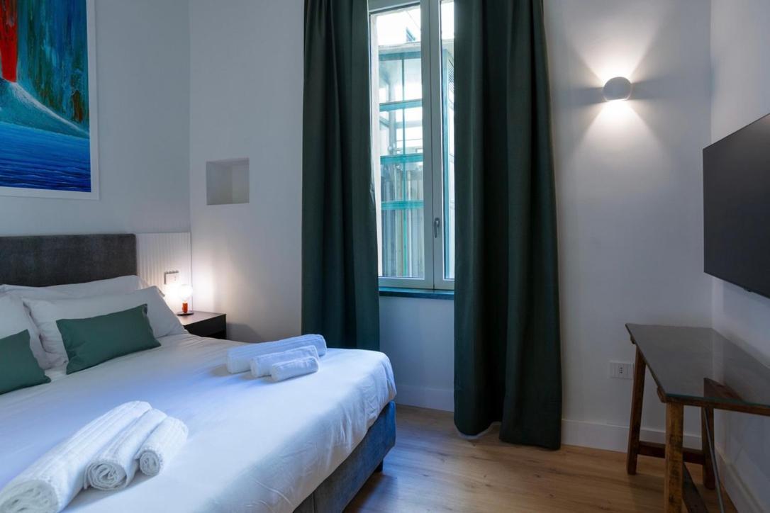 Rolando Domus Bed & Breakfast Naples Exterior photo
